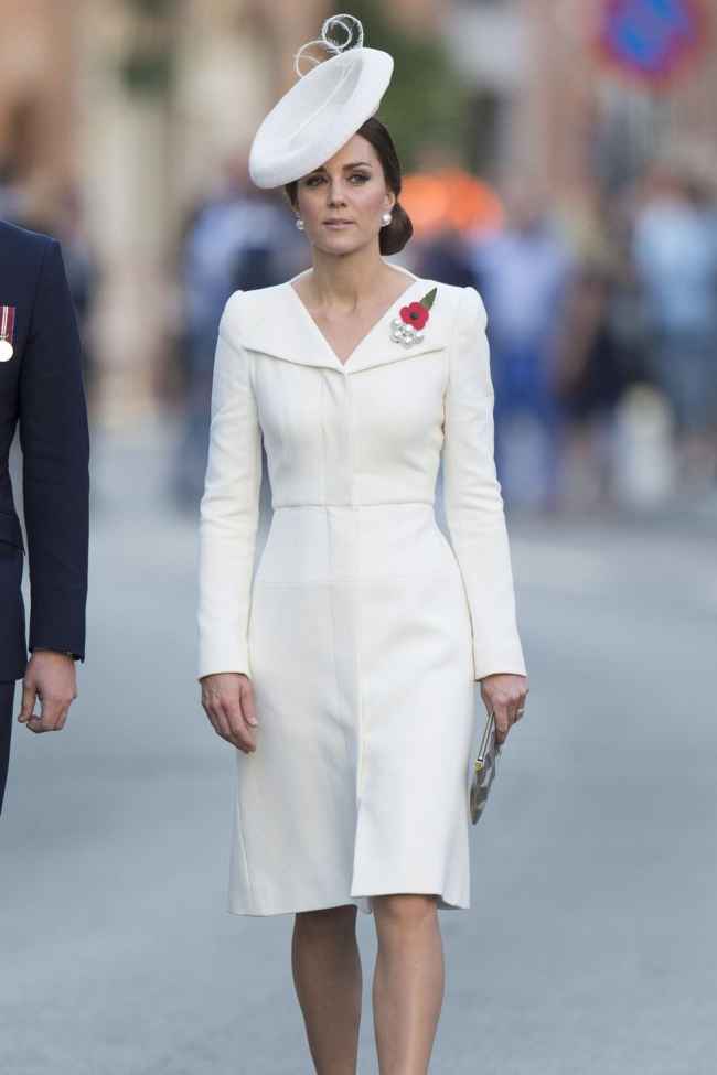 Kate’s White Coat Dress for Iconic Royal Styles | Fashion Tubes